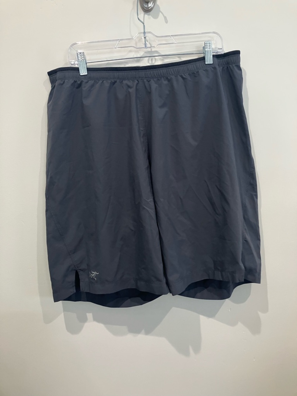 Arc'teryx Men's Dark Gray Athletic Shorts